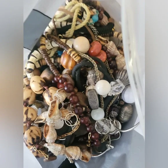 Beaded Necklaces & Bracelets - Picture 7 of 8